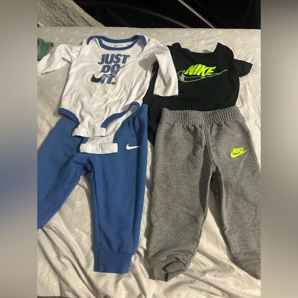 Nike Infant Set - Blue, White, Gray, Black - Picture 1 of 11